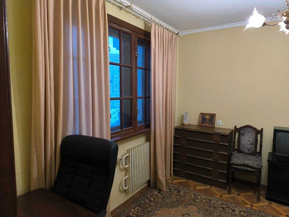 продам 1к.кв на Алексеевке, пр.Л.Свободы 46-в, с мебелью и техникой