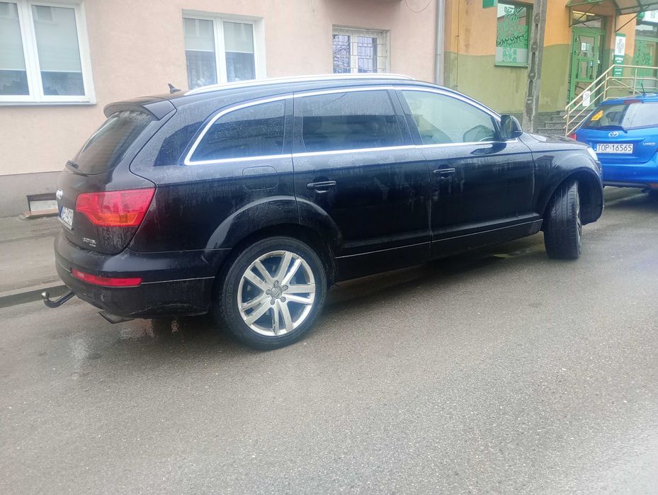 Audi Q7 2008 Rok 3,0 TDI 240 KM Quattro 4x4 Audi A4 B8 2,0 TDI 170 KM