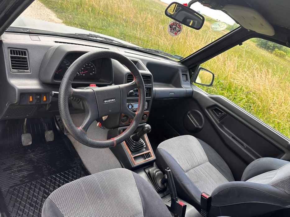 Suzuki Vitara 1.6  1996 r. Offroad Radzikone Wyciagarka Lift 6 " opony 31 cali