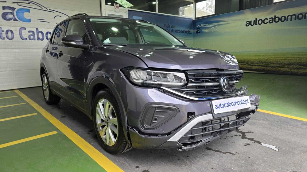 Volkswagen T-Cross 1.0 TSI  - Salvado