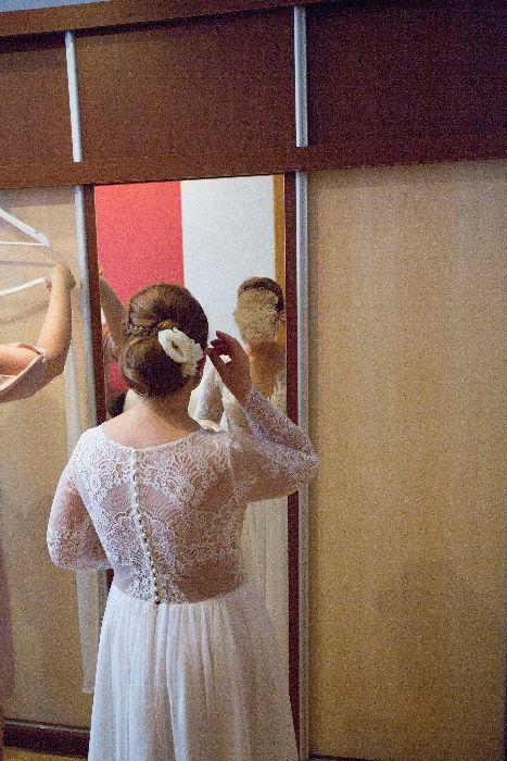 Romantyczna suknia ślubna z welonem