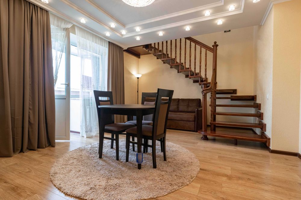 Продам чотирикімнатну, дворівневу квартиру в ЖК Г.Виговський.