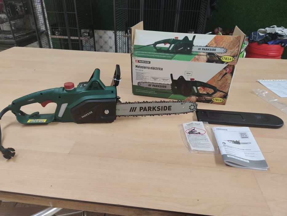 Motosserra elétrico 1600 w novo com garantia envio ao domicílio caract