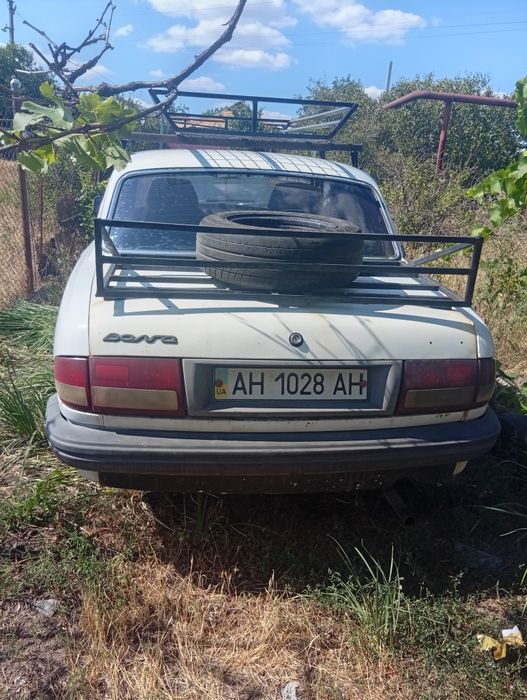 ГАЗ 3110 продам или поменяю на прицеп.Торг у капота