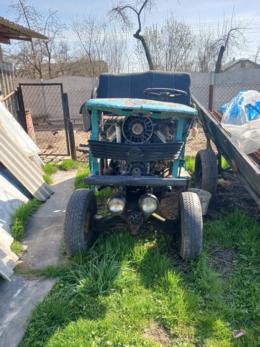 Продам саморобний трактор ,мотор заз 40 ,міст 51газ  всі питаня по тел