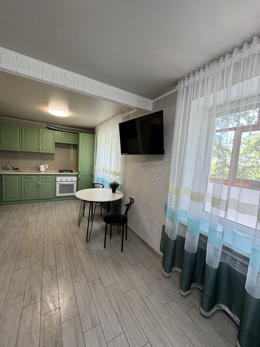 Здається квартира в довгострокову оренду