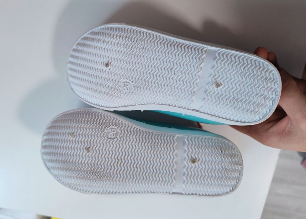 Adidasy Psi Patrol stan idealny rozm 26. wkł 16 cm