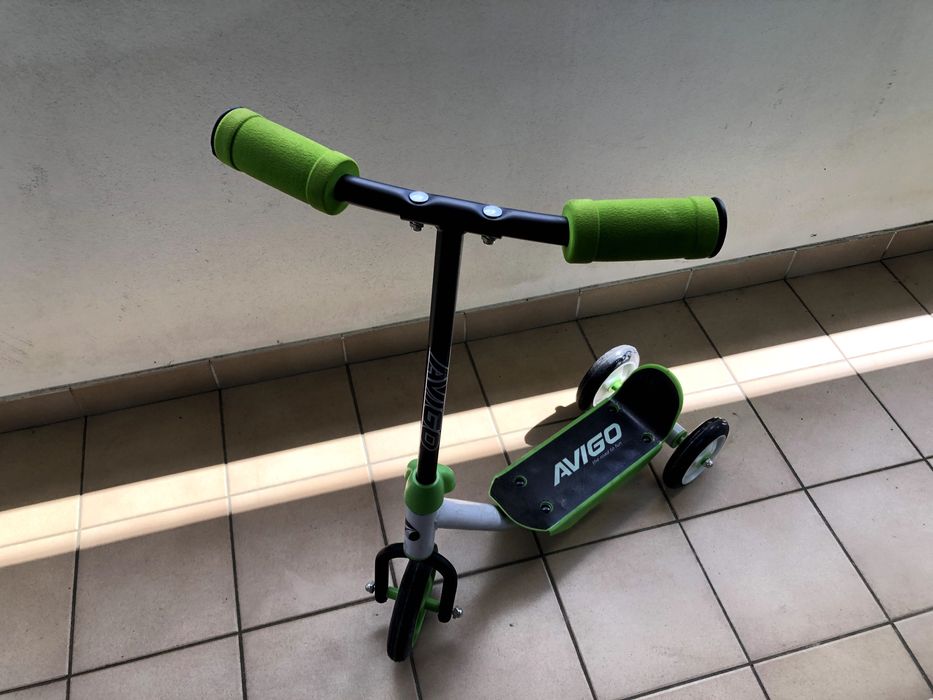 Trotinete Criança AVIGO reguláveis em bom estado (Decthlon)