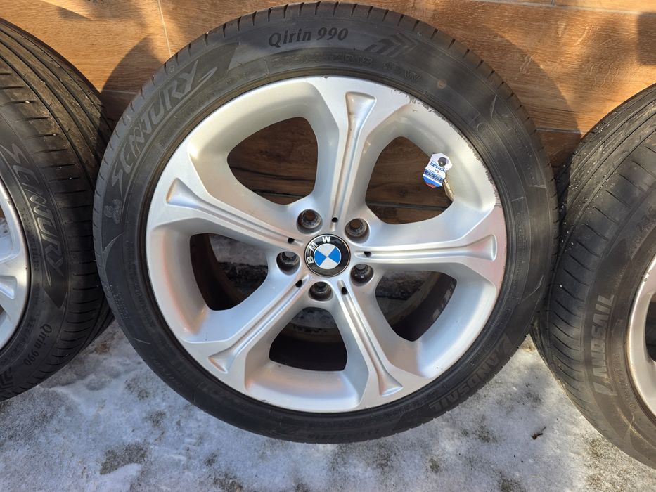 Opony wraz z  felgami BMW X1
