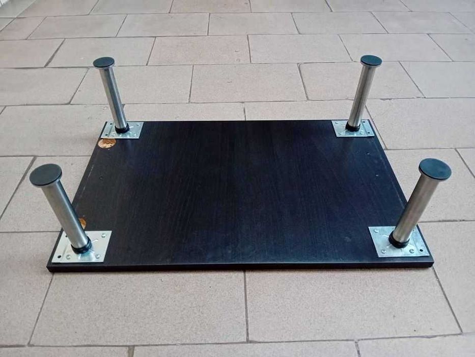 Base para TV com pés