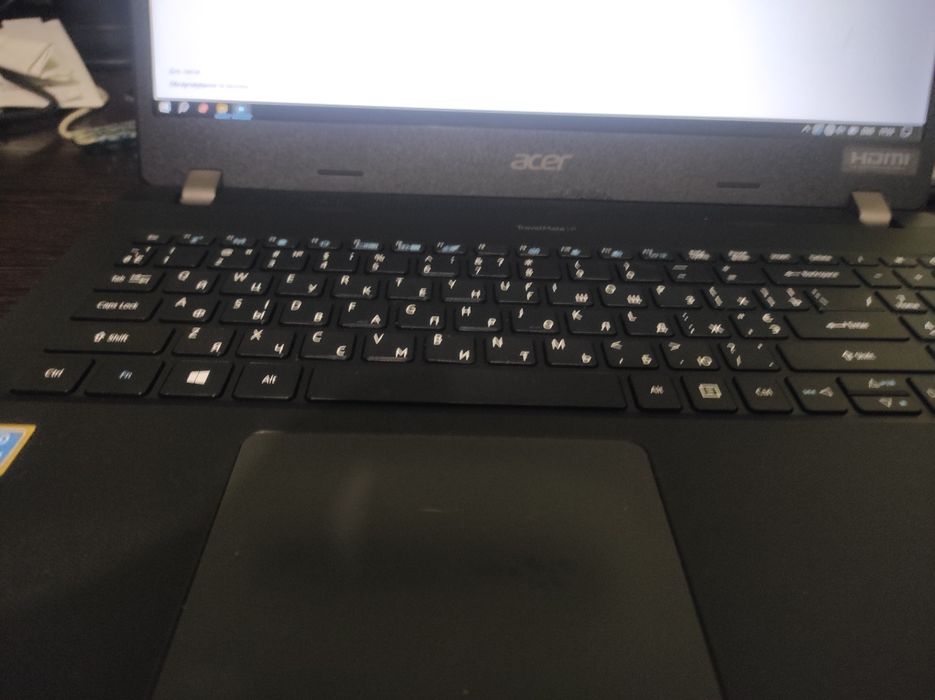 Ноутбук Acer p215-52