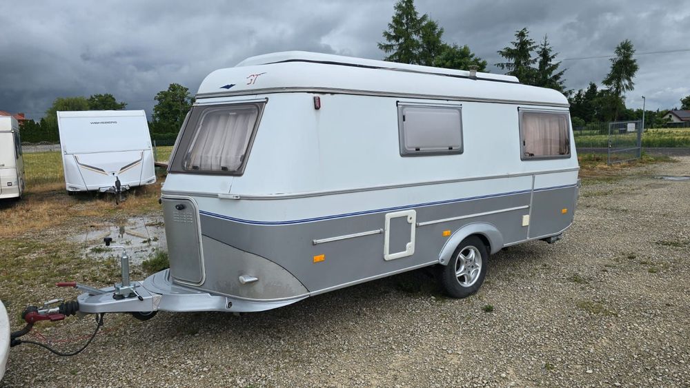 Hymer-Eriba Troll  Hymer Eriba Troll podnoszony dach