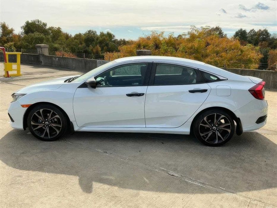 Honda Civic Sport      2020