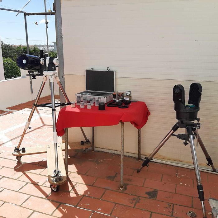 Montagem dupla AZ/GTIX com telescópio 5” mais   
 acessórios