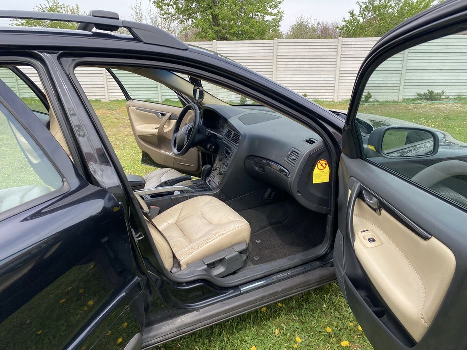 Volvo XC70 2004рік