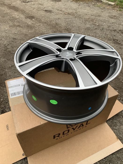 Диски колесные 5x 114,3  8,5j r 19 et 38