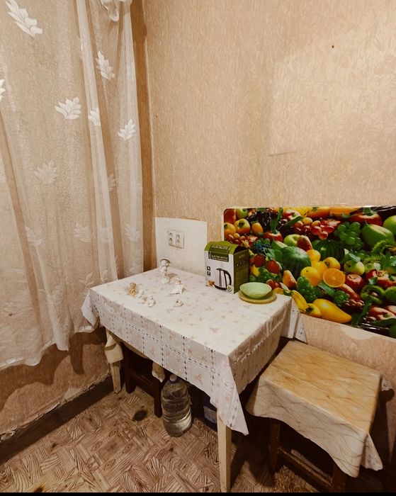 Продам 1 комнатная смарт квартира метро Вокзальная (Южный Вокзал) Экв. 10600 у.е.