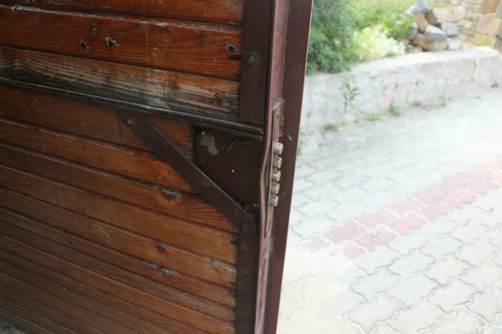 Гаражні ворота металеві,утеплені