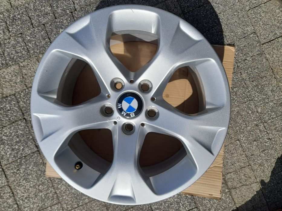 Oryginalne felgi aluminiowe BMW X1  17''