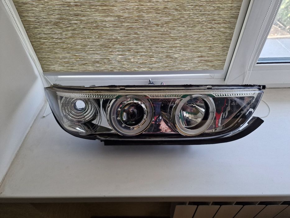 Фара права на BMW e39