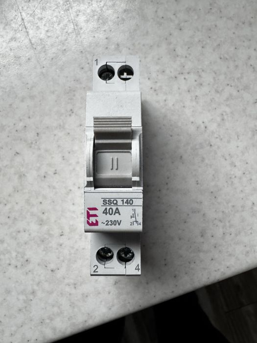 Одноконтурный переключатель ETI 40A