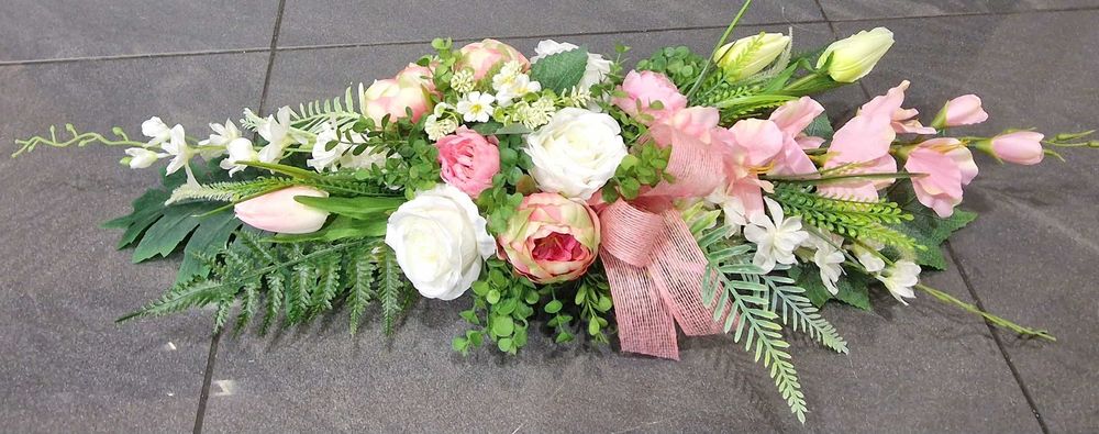 Komplet kompozycji kwiatowych na grób stroik + wkład do wazonu WG205