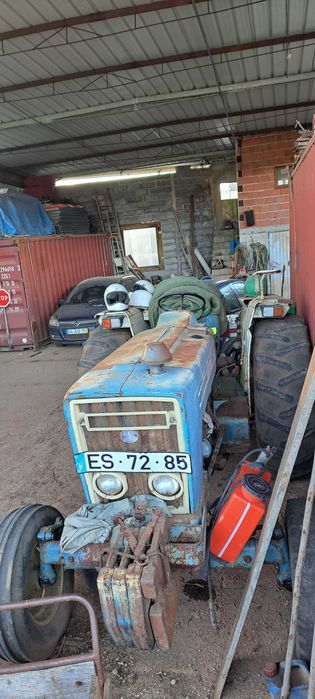 Procuro novo dono Trator ford 6600