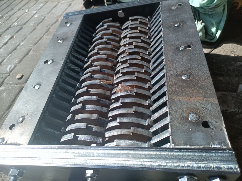 Rozdrabniacz niszczarka shredder młynek 400*200 hardox