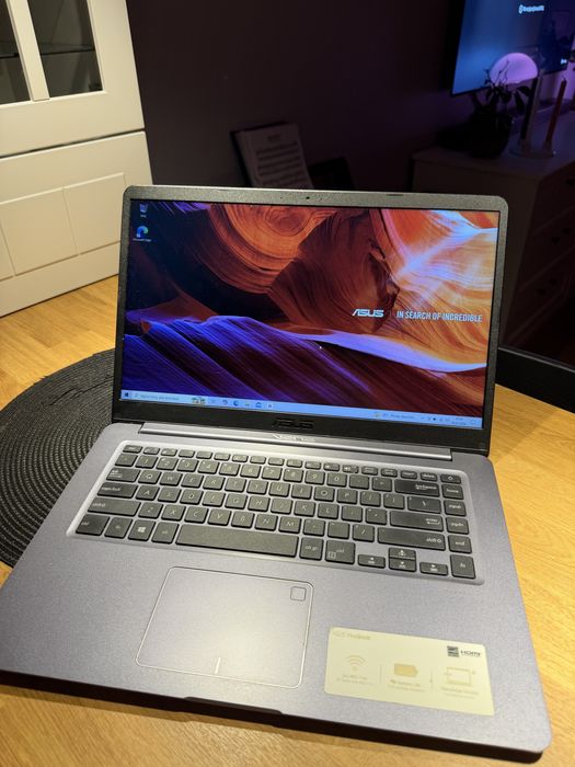 Laptop ASUS vivobook A510U