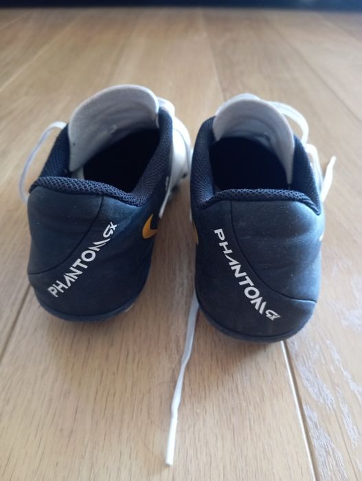 Chuteiras futebol Nike Phantom, tamanho 39