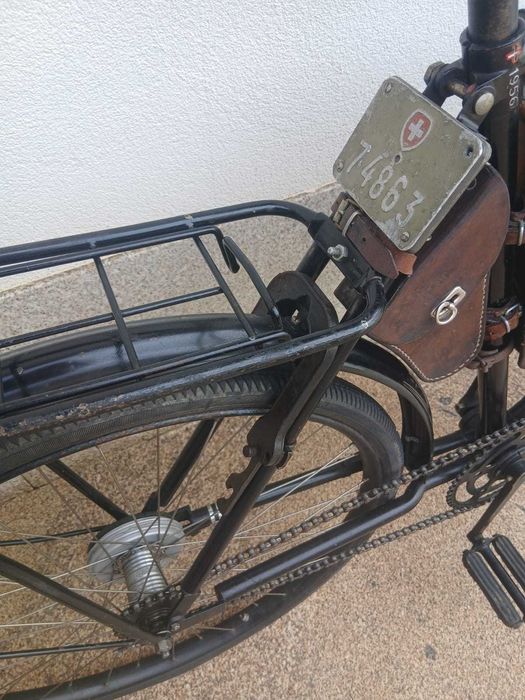 Bicicleta suica militar
