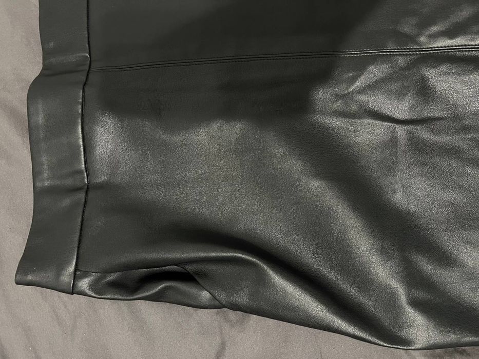 Юбка кожана в ідеальному стані