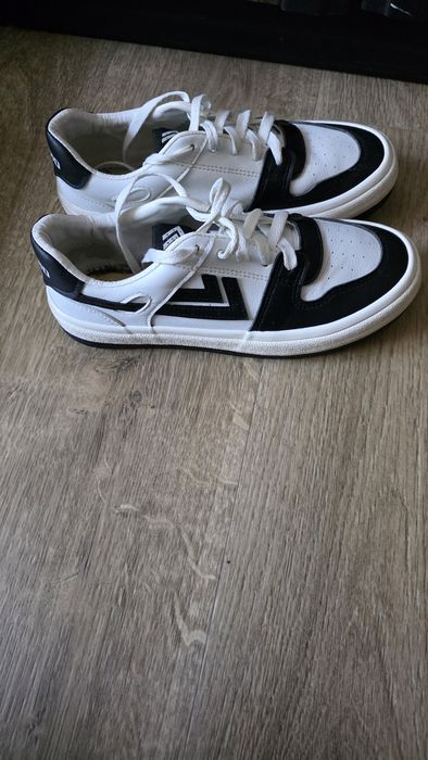 Buty sportowe trampki damskie 37/38.