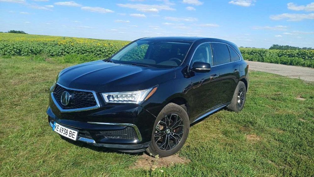 Автомобиль Acura MDX 2018