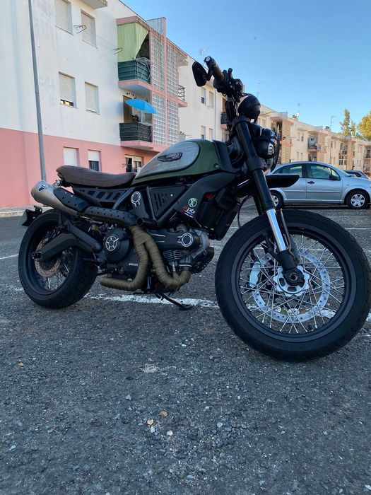 Ducati scrambler 800cc