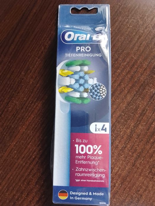 насадки для эл. зубной щетки Oral B  Германия для взрослых  3шт. набор