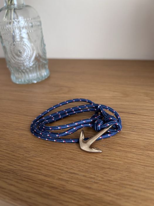 Bransoletka na sznurku