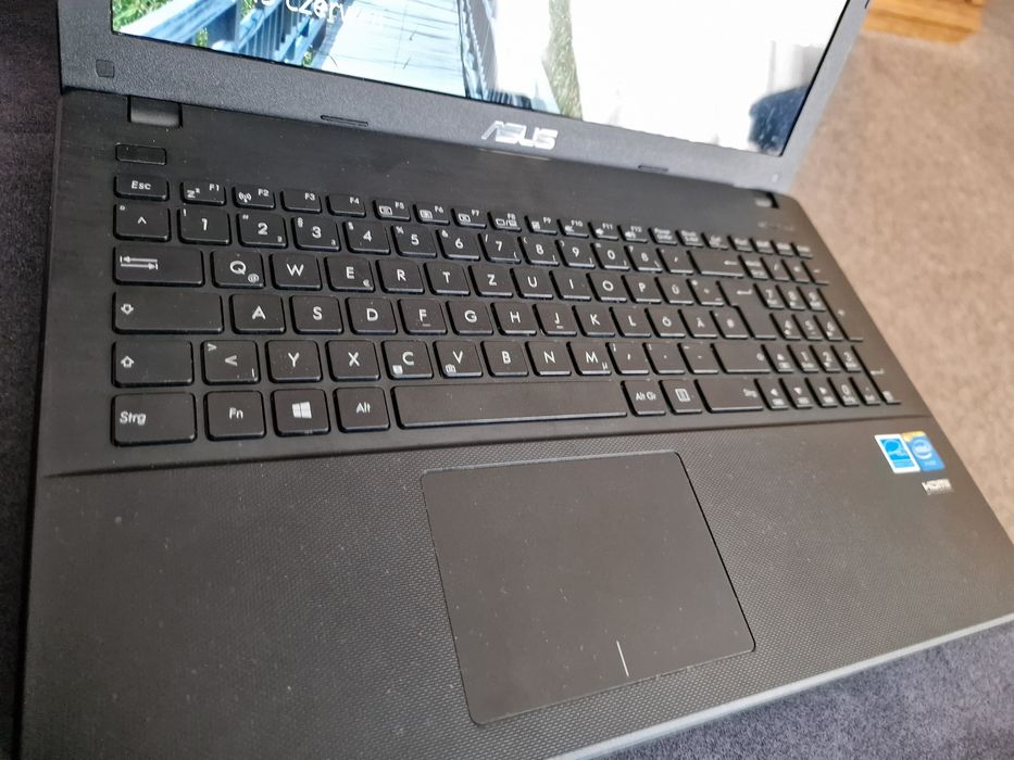 LAPTOP asus r512m dysk ssd