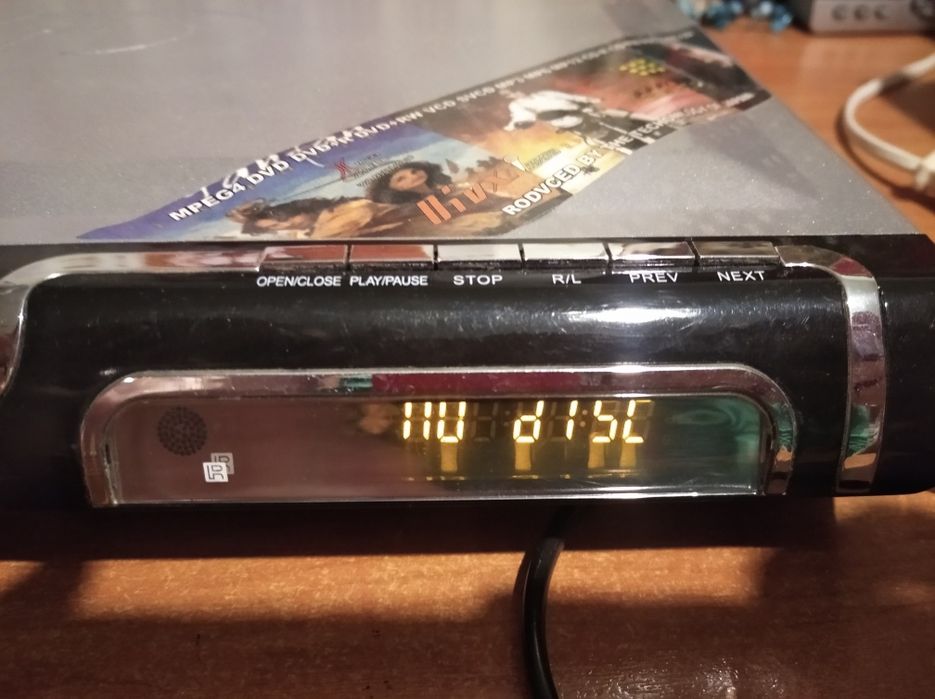 Продаю DVD Видеопроигрыватель