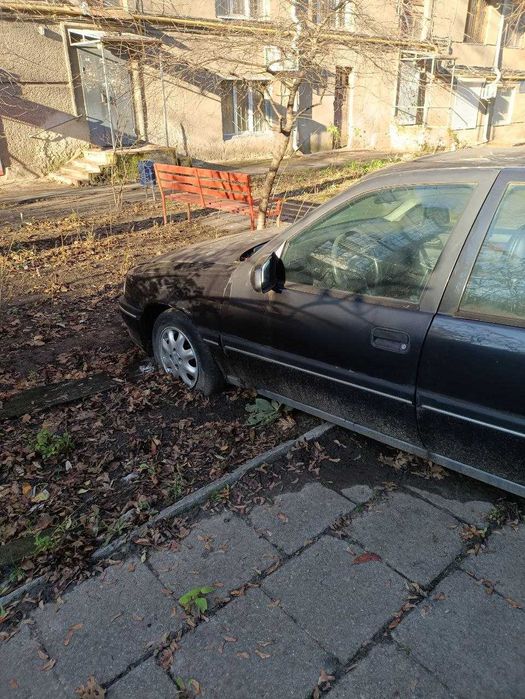 Продам опель вектра 1993 года  недорого 40000