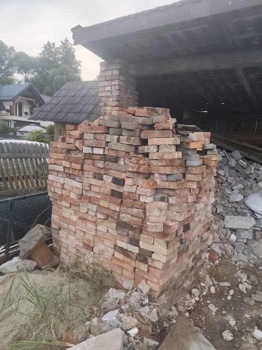Cegły z rozbiórki