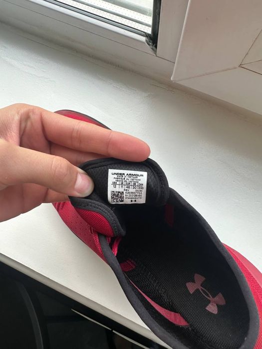 Оригінал! Under Armour Tribase Reign Розмір 46 (30 см) Ідеал!