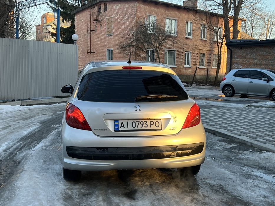 Продам Пежо 207 1.4 Бензин 2007 року