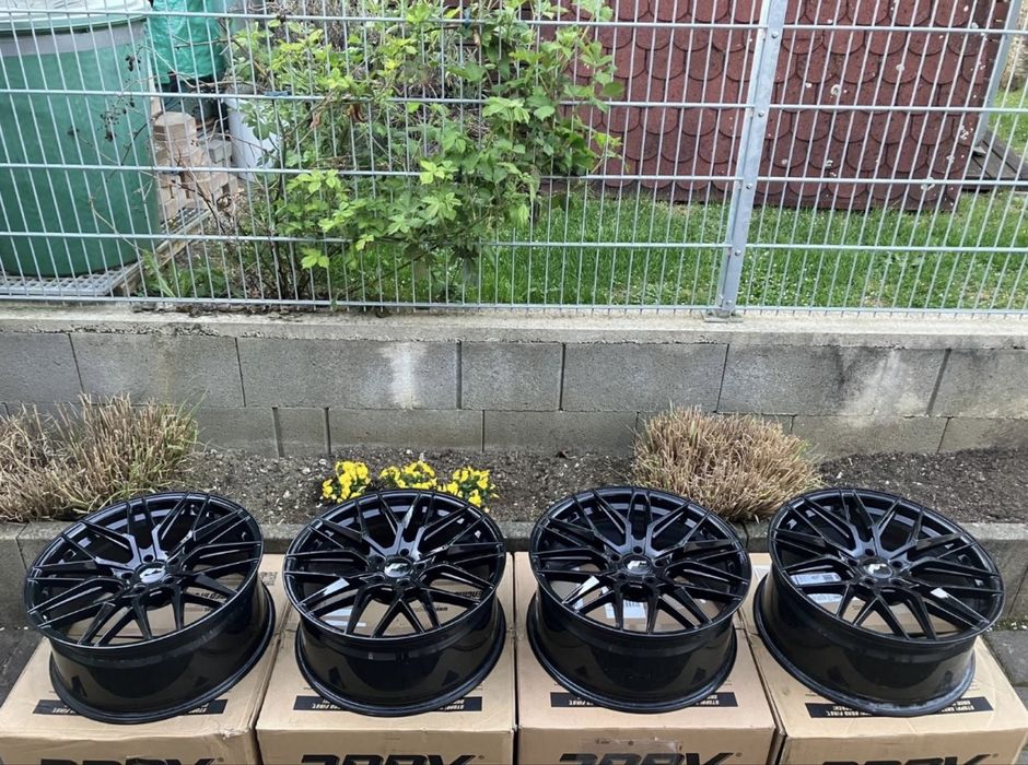 Felgi Japan Racing JR28 19x8,5J 5x112