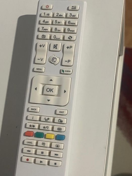 Tv Kunft - cor branca 24”