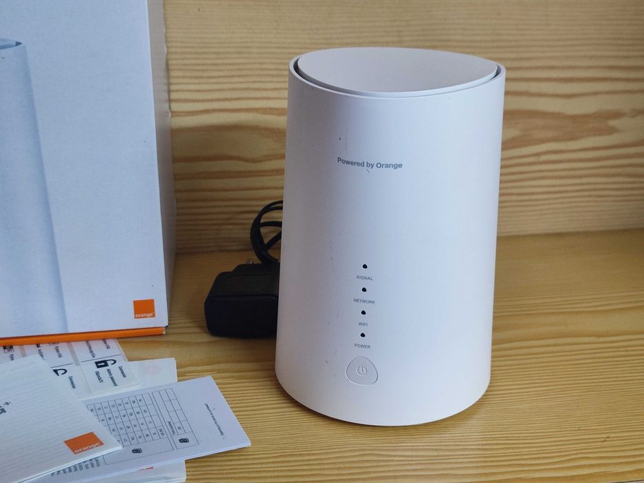 Router Alcatel HH72V1 4G 300mbps