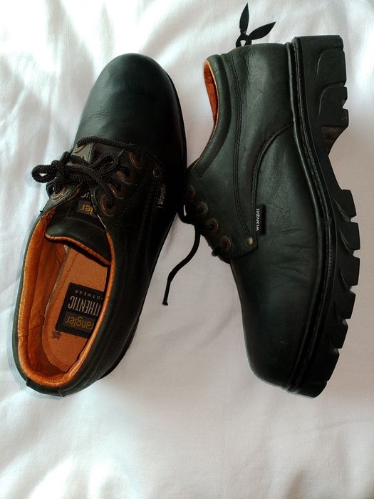 туфлі з товстою підошвою від бренду Wrangler