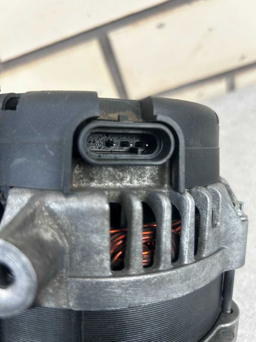 генератор Chevrolet Captiva 2.4 бензин