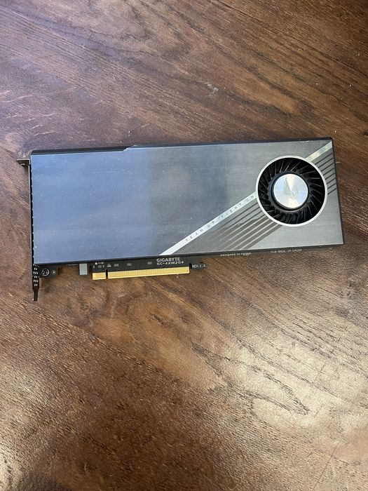 Aic Adapter Aorus Gen4 Aic Ssd 8tb Адаптер Gigabyte AORUS Gen4 AIC