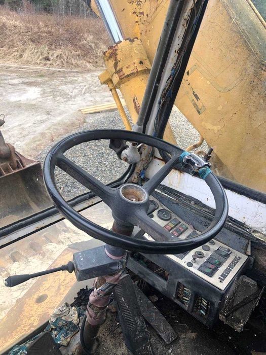 Продам ескаватор A912  liebherr хороший стан